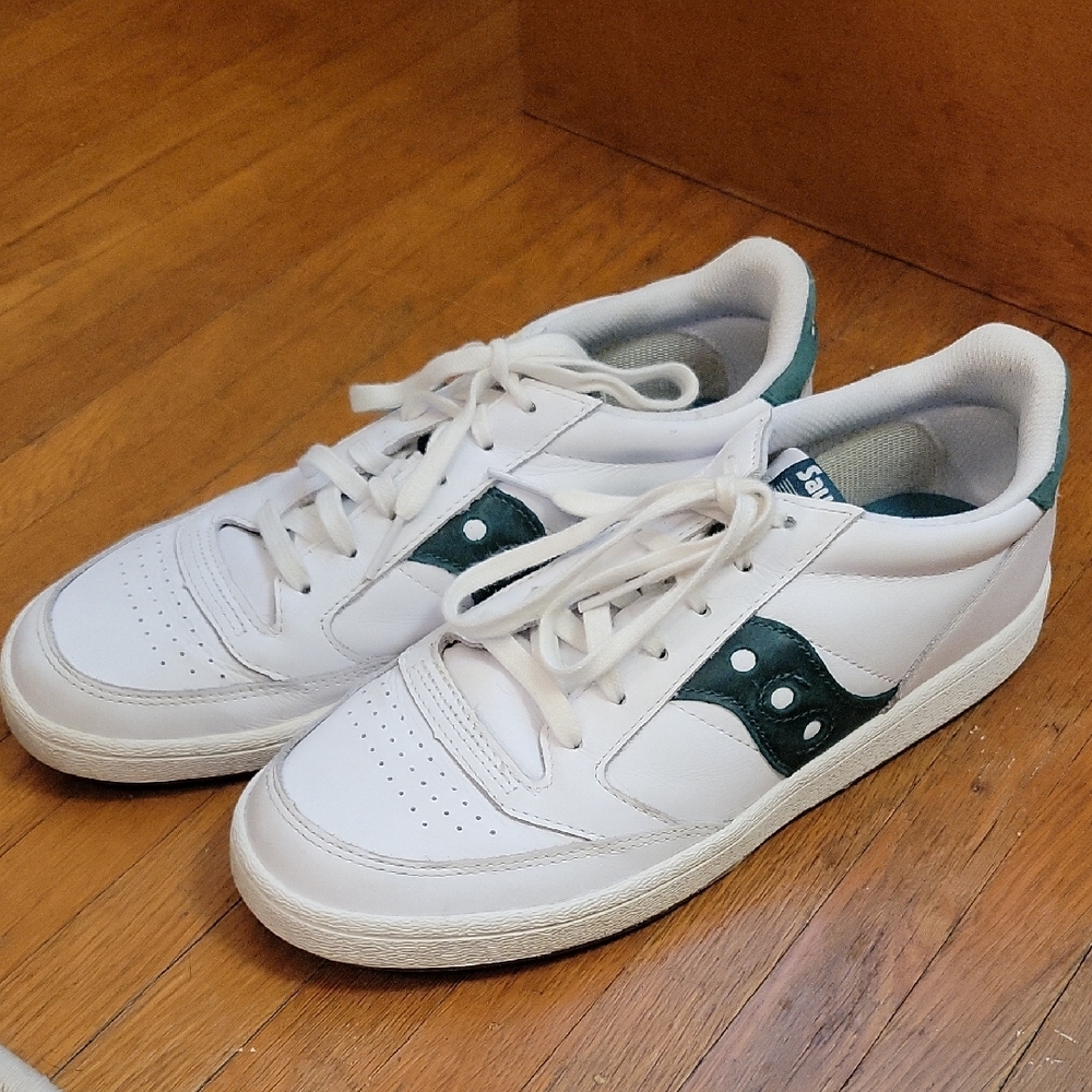Saucony Jazz Court, White / Green, Mens 8 / Womens 9.5, Classic, Retro, Sneakers
